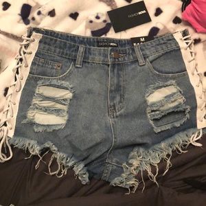 Fashion nova shorts
